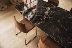 Curve Chair - Image 2