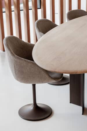 Pulse Elyps Dining Table - Image 5