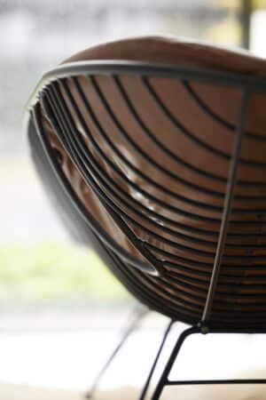 Wire Lounger - Image 4