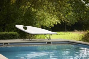 Wire Lounger - Image 2