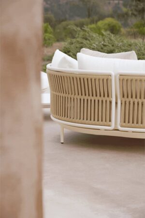 Amba Woven Daybed