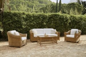 Brumas Lounge Chair