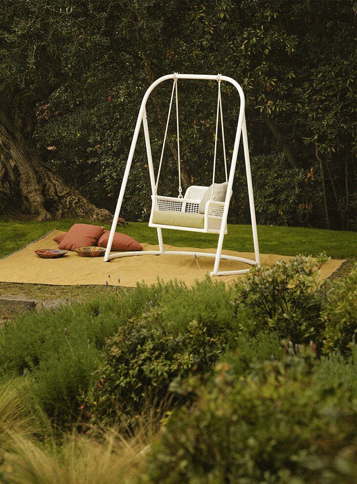 Escala Swing Chair