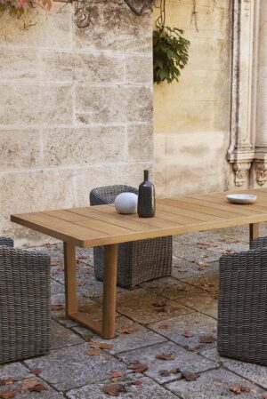 Heritage Rectangular Dining Table