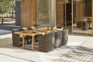 Heritage Rectangular Dining Table
