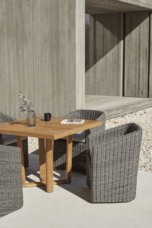 Heritage Square Dining Table