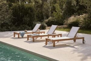 Kahn Textiline Chaise Lounge