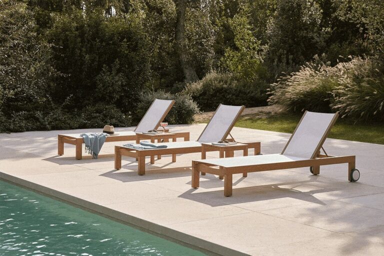 Kahn Textiline Chaise Lounge
