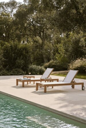 Kahn Textiline Chaise Lounge