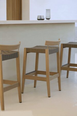 Kubik Bar Stool