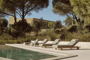 Kubik Chaise Lounge