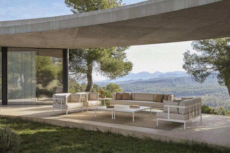 Legacy Essence 3-Seater Sofa