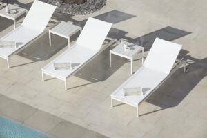 Origin Chaise Lounge
