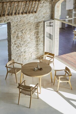 Paralel Round Dining Table