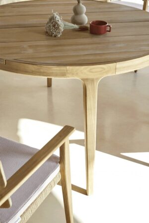 Paralel Round Dining Table