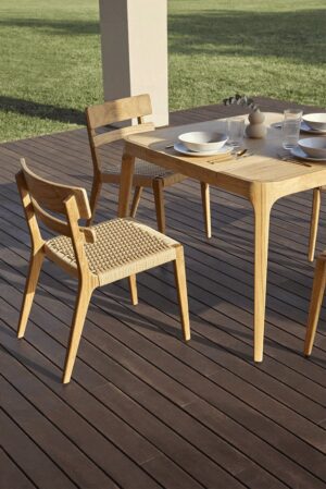 Paralel Square Dining Table