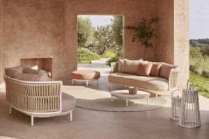 Zuma Floor Lamp