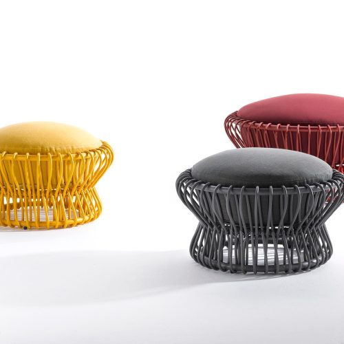 Ottomans and poufs: the versatile piece of furniture you need in your life
