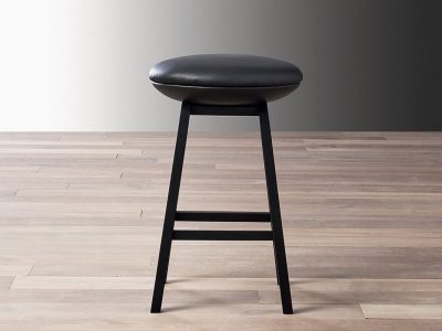 jo-jill-stool-1400x800